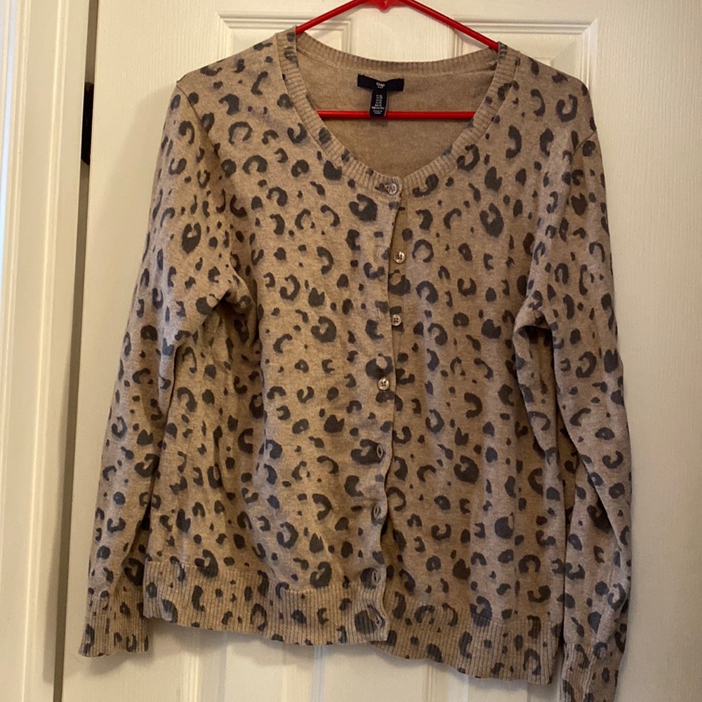 Gap Cheetah print cardigan - size XL